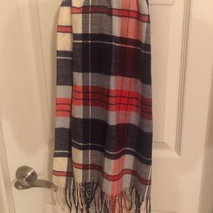 Plaid scarf
